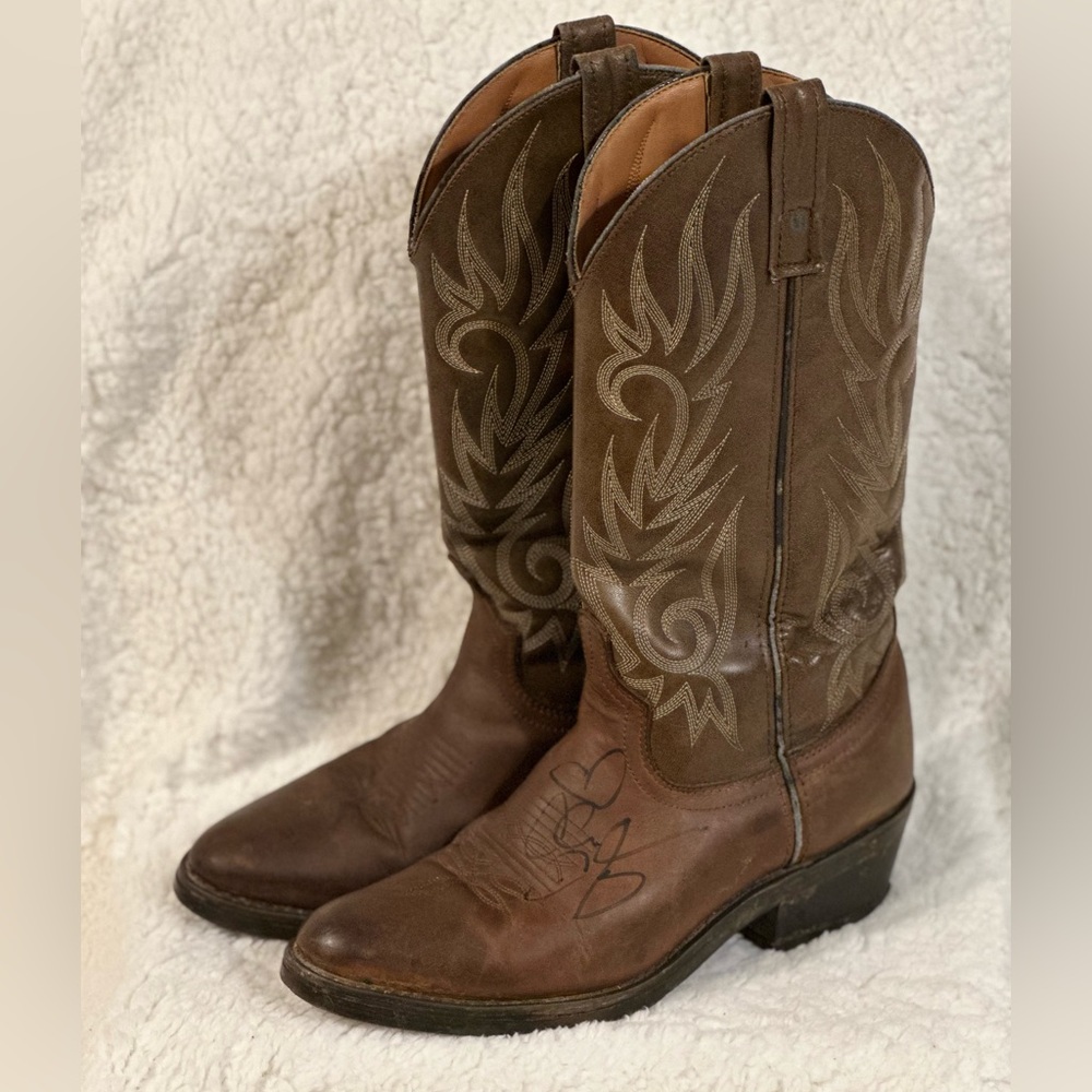 Autographed Laredo Lea Vamp Fox Brown Leather Western Cowboy Boots Womens 7.5M